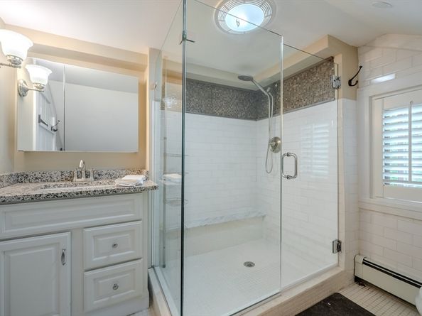 43 Mill Rd, North Andover MA 01845