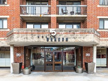 15 North Beacon