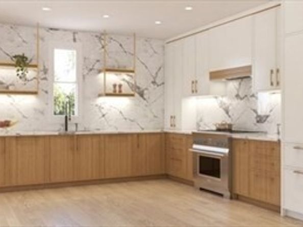 22 Irene Circle, Waltham MA 02453