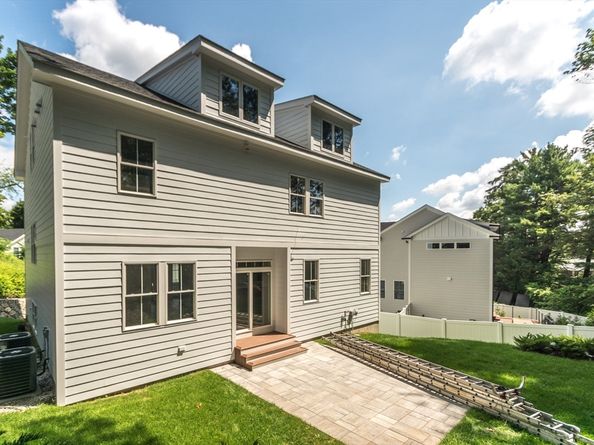 22 Irene Circle, Waltham MA 02453