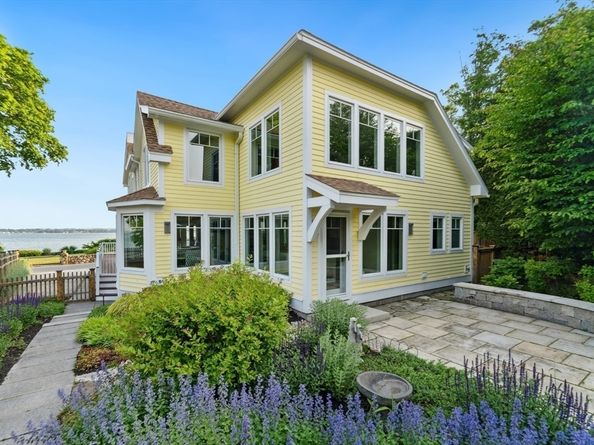 50 Surfside, Quincy MA 02171