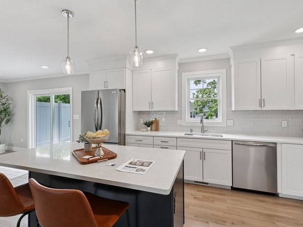 3 Hickory Hill C, Wakefield MA 01880