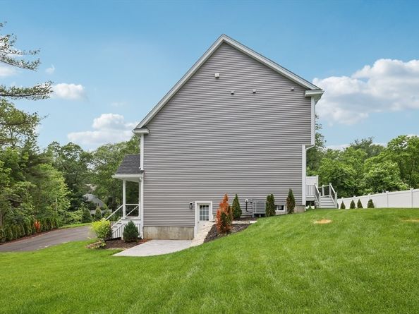 3 Hickory Hill C, Wakefield MA 01880