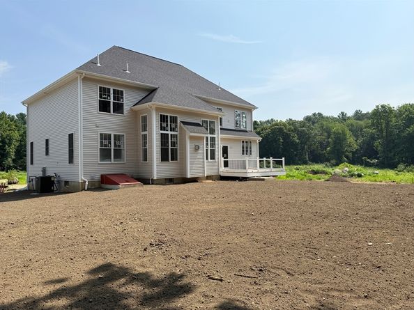 4 Abby Road, Grafton MA 01536
