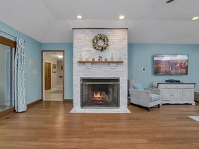 28 Woodside Cir, Sturbridge MA 01566