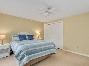 28 Woodside Cir, Sturbridge MA 01566