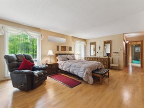 709 Walnut Plain Rd, Rochester MA 02770