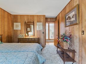 709 Walnut Plain Rd, Rochester MA 02770