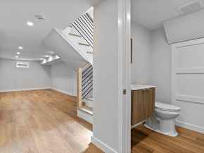 29 Hancock St, Bedford MA 01730