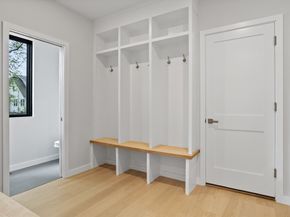 29 Hancock St, Bedford MA 01730