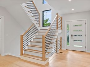 29 Hancock St, Bedford MA 01730