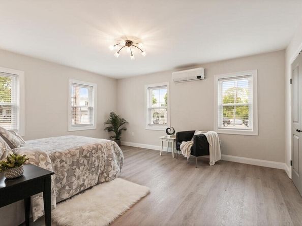 17 Webb St 1, Salem MA 01970