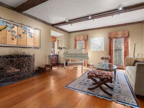 85 Gate House Rd, Newton MA 02467