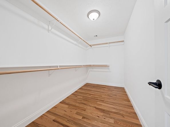 10 Mccue Circle, Abington MA 02351