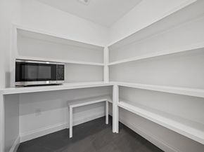 10 Mccue Circle, Abington MA 02351