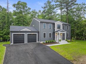10 Mccue Circle, Abington MA 02351