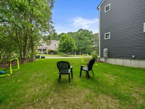 10 Mccue Circle, Abington MA 02351