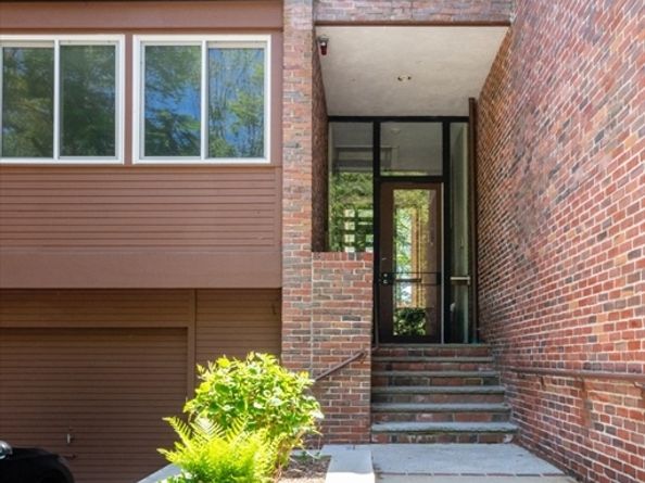 241 Perkins Street J602, Boston MA 02130