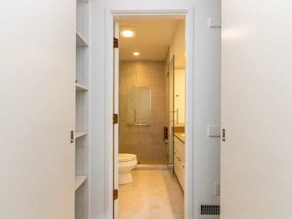 241 Perkins Street J602, Boston MA 02130