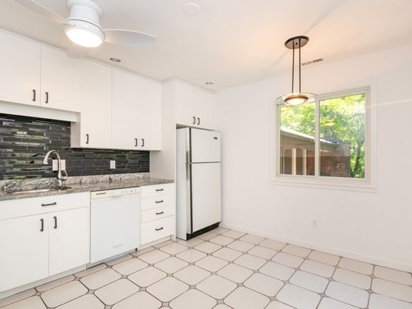 241 Perkins Street J602, Boston MA 02130