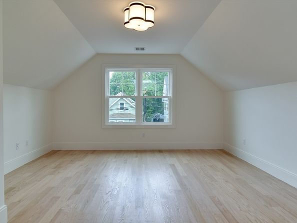 20 Walcott St, Natick MA 01760