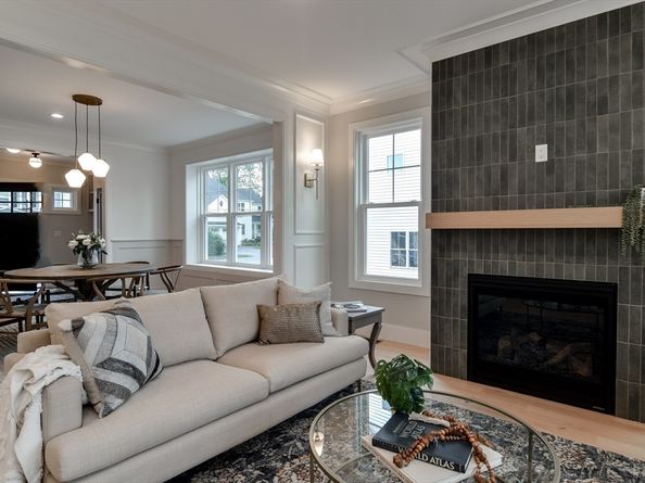 20 Walcott St, Natick MA 01760