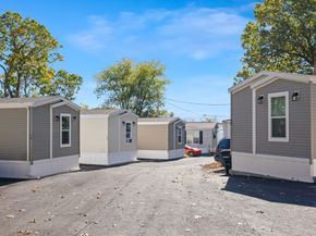 103 Newbury 3, Danvers MA 01923