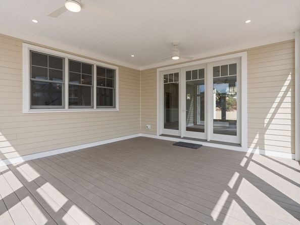 220 Atlantic St, Gloucester MA 01930