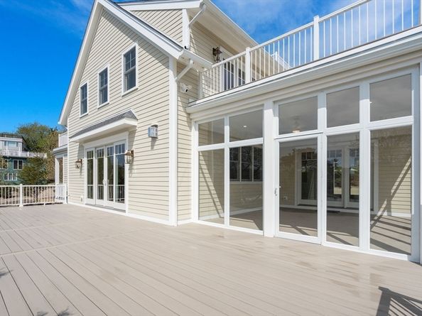 220 Atlantic St, Gloucester MA 01930
