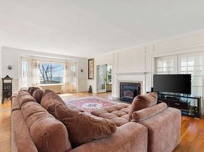 21 Bay View Dr, Swampscott MA 01907
