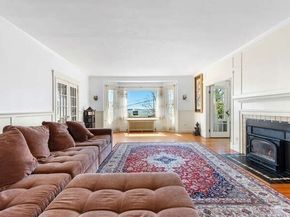 21 Bay View Dr, Swampscott MA 01907