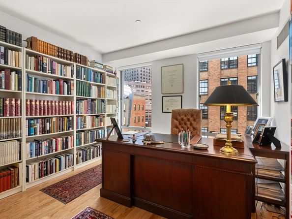 80 Broad Street 1002, Boston MA 02110