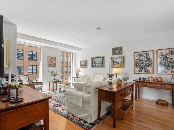 80 Broad Street 1002, Boston MA 02110