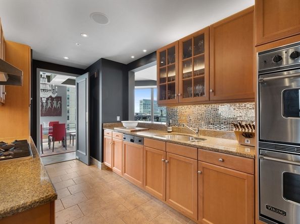2 Avery St 24C, Boston MA 02111