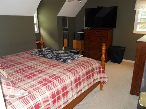 3 Michelle Lane, Oxford MA 01537