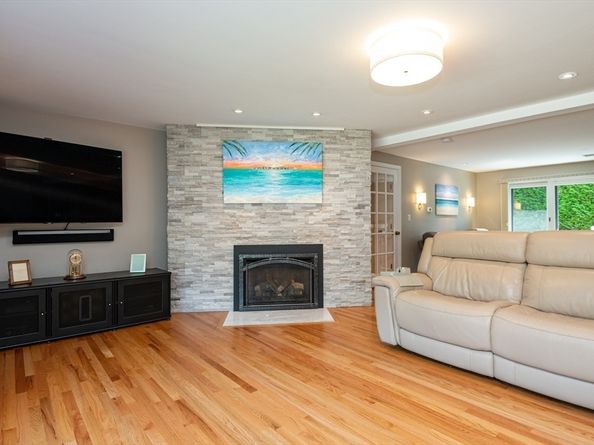 7 Wildwood Rd, Danvers MA 01923