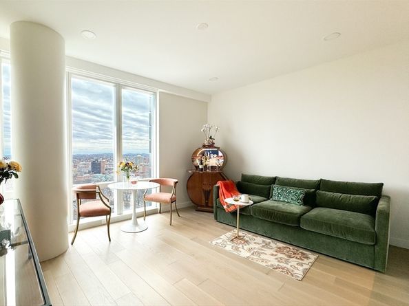 188 Brookline Ave 20H, Boston MA 02215