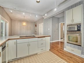 4 Aricia Ln, Winchester MA 01890