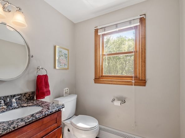 65 Martin Road, Tewksbury MA 01876