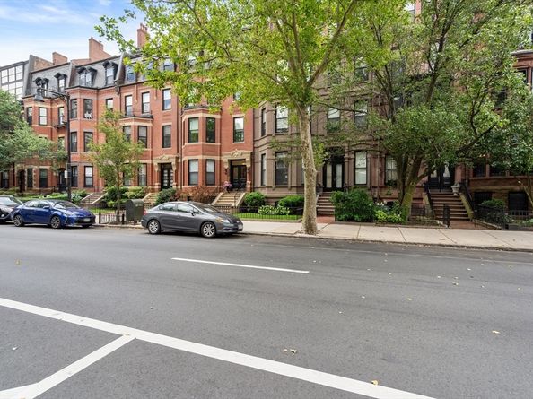 341 Beacon 2F, Boston MA 02116