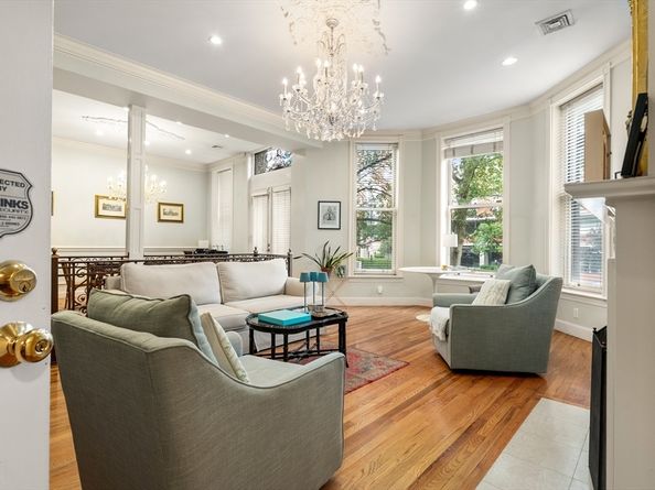 341 Beacon 2F, Boston MA 02116