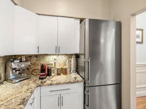 341 Beacon 2F, Boston MA 02116