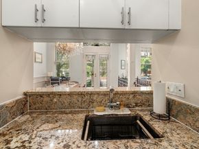 341 Beacon 2F, Boston MA 02116