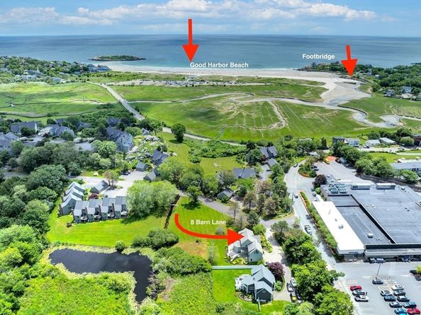 8 Barn Ln, Gloucester MA 01930