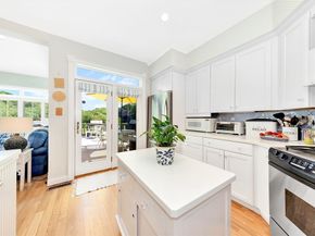 8 Barn Ln, Gloucester MA 01930
