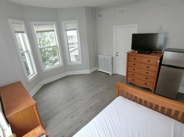 44 South St, Westborough MA 01581