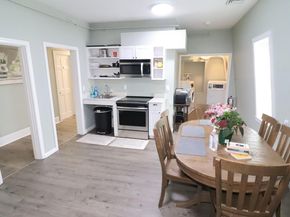 44 South St, Westborough MA 01581