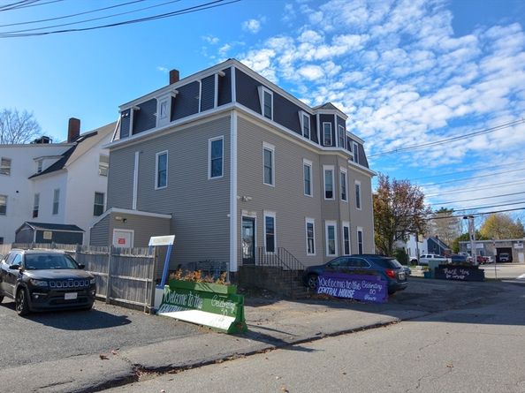 44 South St, Westborough MA 01581
