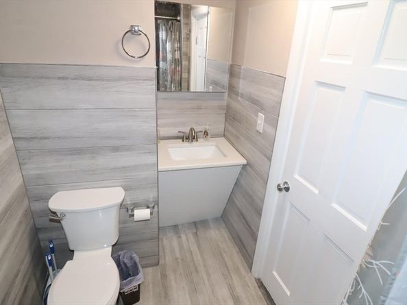 44 South St, Westborough MA 01581
