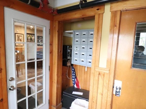 44 South St, Westborough MA 01581